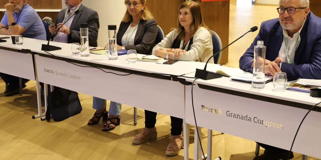 Ester Litovsky en Comité de ALAMyS