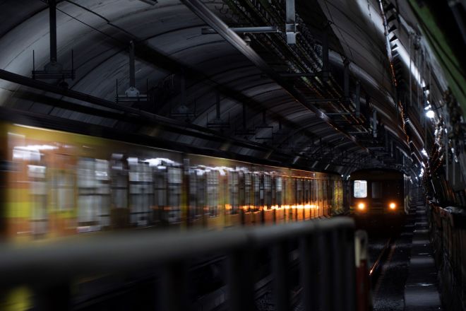 Oscar Vazquez Paz. Estación Retiro, Línea E