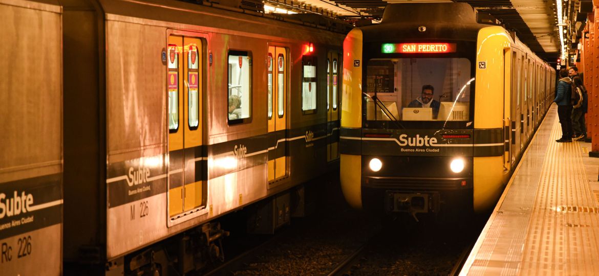 Mario Passera. Estación Peru, Línea A